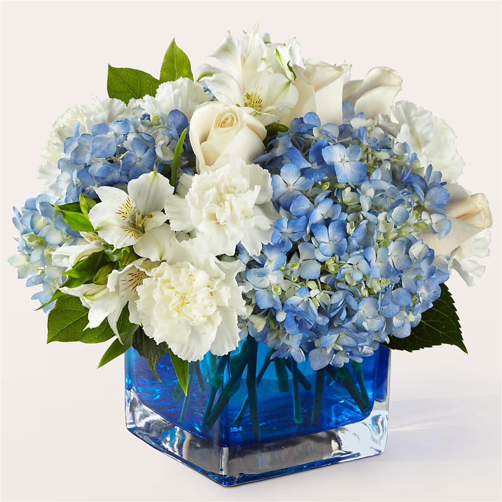 Soothing Waters Bouquet – Flowers By Oralene Llc, Concord NC