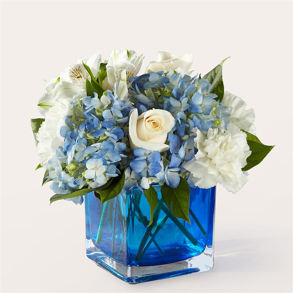 Soothing Waters Bouquet – Flowers By Oralene Llc, Concord NC