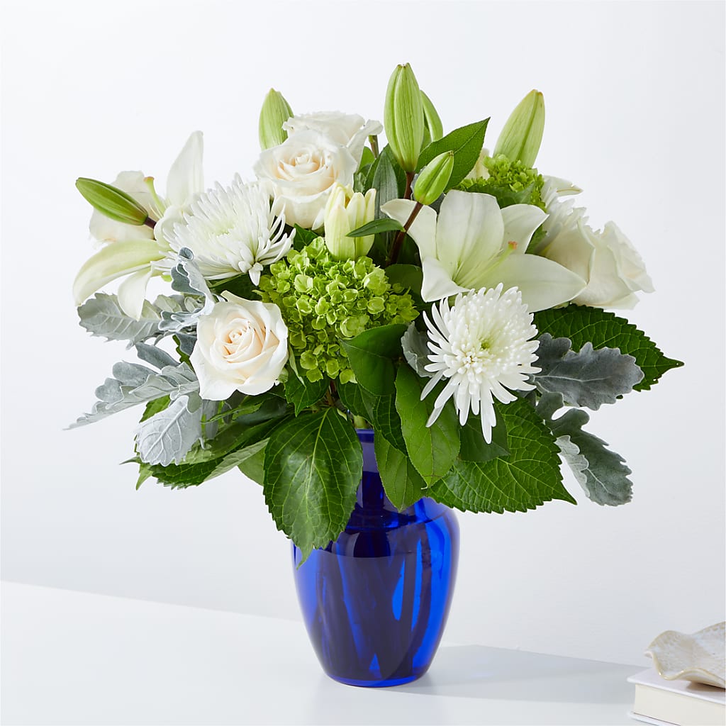 Snowy Dreams Bouquet – Flowers By Oralene Llc, Concord NC