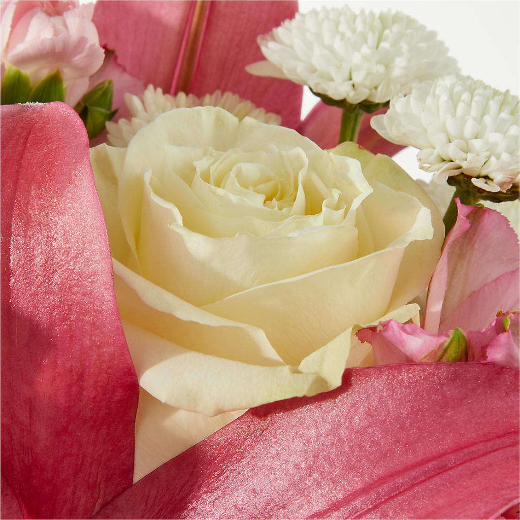 Piece of Cake Bouquet –  Flowers By Oralene Llc, Concord NC