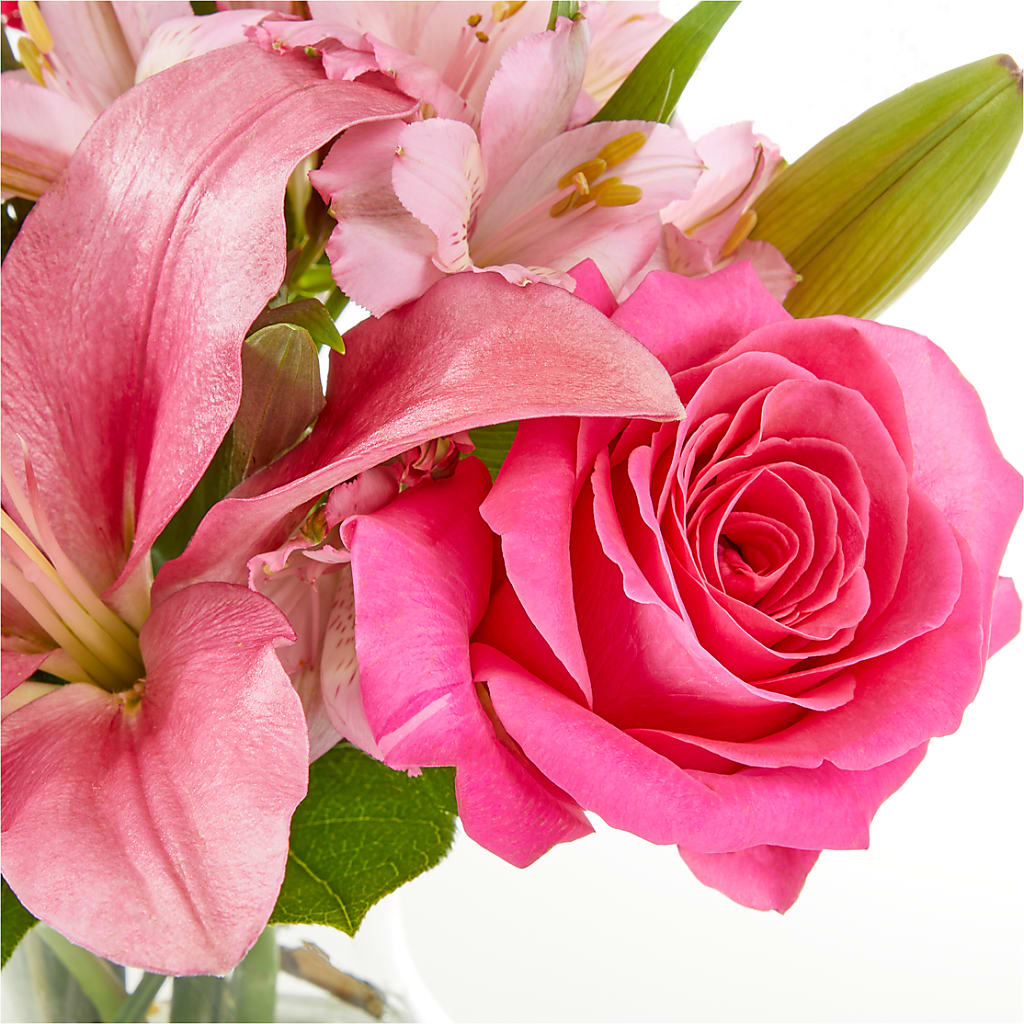 Lots of Love Bouquet –  Flowers By Oralene Llc, Concord NC
